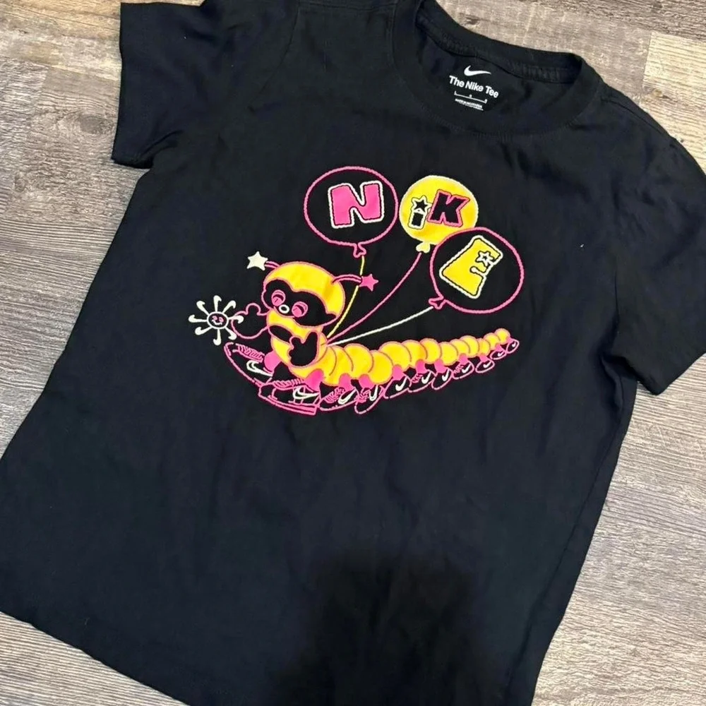 kids nike graphic tee
